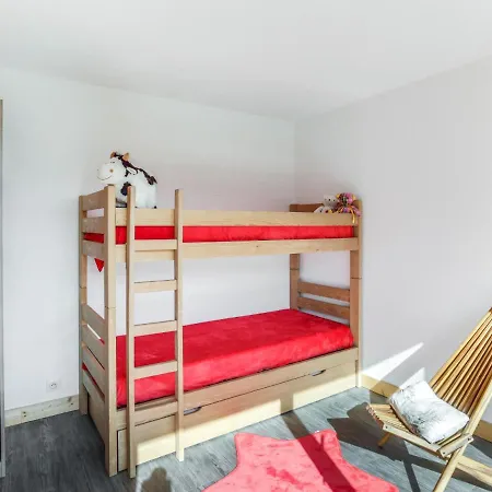 Pegase Phenix-67 By Interhome *